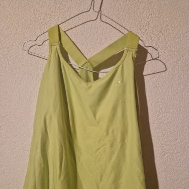 Canotta sportiva con reggiseno