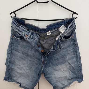 Short bermuda jeans