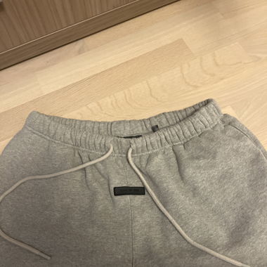 Essential short 
