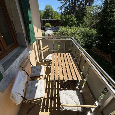 Garden set: table and 4 folding chairs