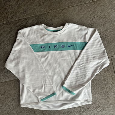 Nike Vintage Sweater