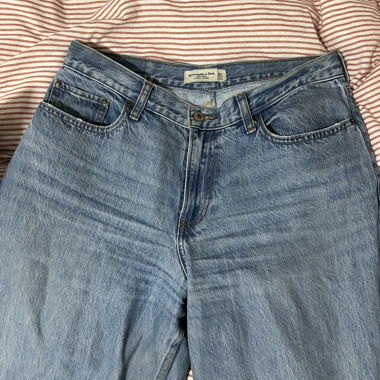 Abercrombie & Fitch jeans
