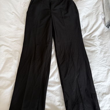 Pantaloni neri Stradivarius