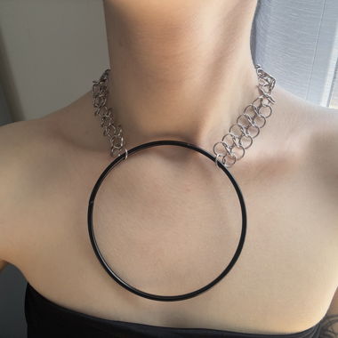 Collier big anneaux noir 