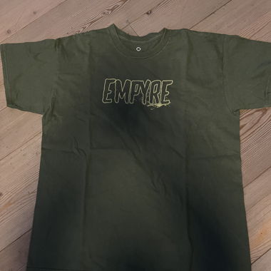 T-shirt EMPYRE