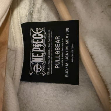 Pull&Bear One Piece sweat à capuche blanc taille M