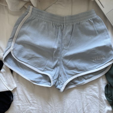 Hellblaue Zurich-Shorts
