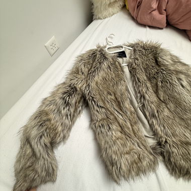 Veste fourrure Bershka