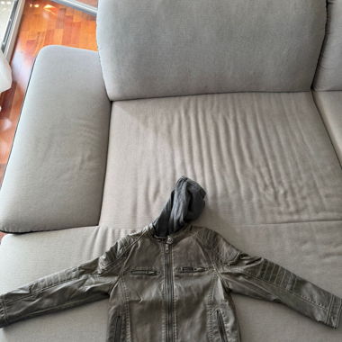 Veste pour enfants avec capuche