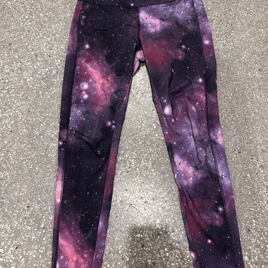 Crivit Sportleggings Galaxy-Print Gr. M 40/42