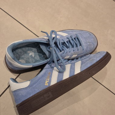 Baskets Adidas Spezial bleues