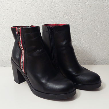 Bottine faux cuire noir  // 38