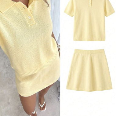 Ensemble coordonné en maille jaune