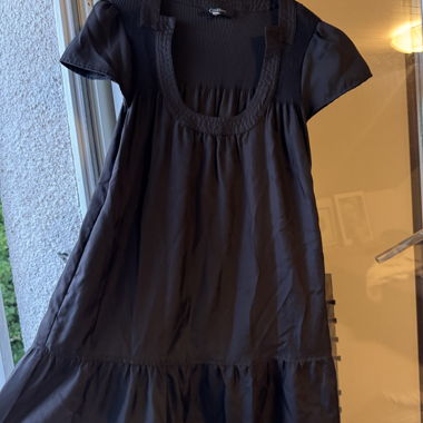 Abito corto nero