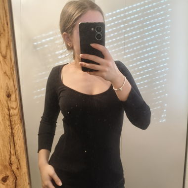 Pull noir 