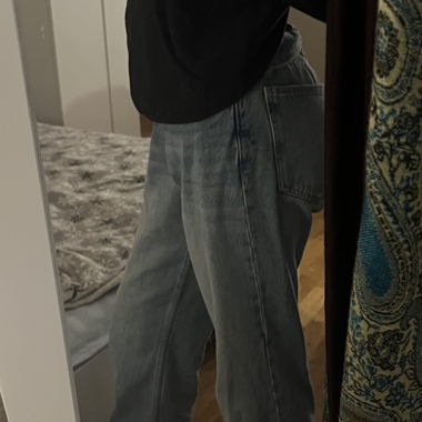 Straight Jeans