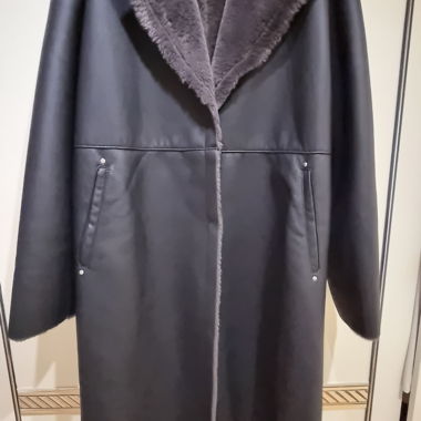 Cappotto effetto pelle e montone
