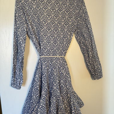 Zara Hemdkleid in Blau-Weiss mit elegantem Muster