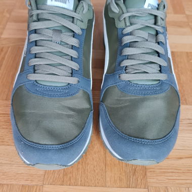 Puma sneakers