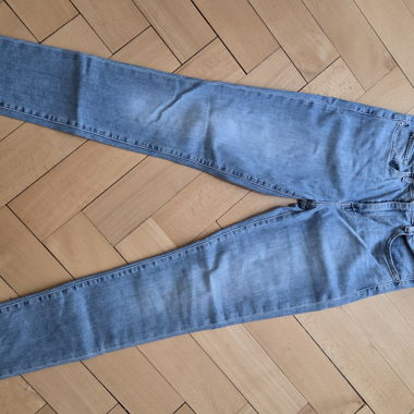 Levi's 721 High Rise Skinny Jeans