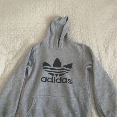 Adidas pullover