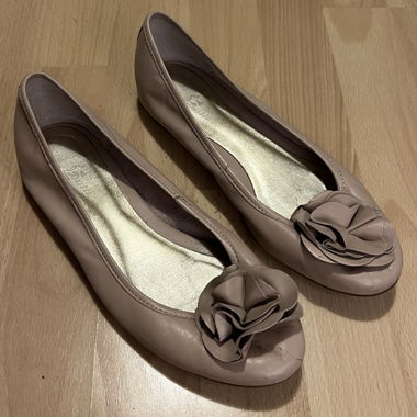 rosa Blumen Ballerinas