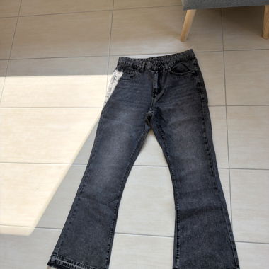 Jean flare gris noir