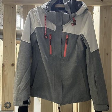 Ski-Anzug