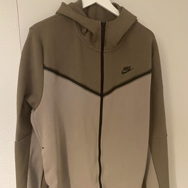 Nike Zip-Hoodie beige