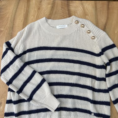 Gestreifter wollpullover