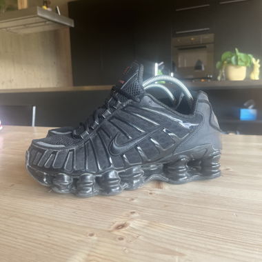 Nike Shox