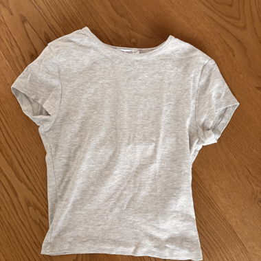T-shirt grigio da donna