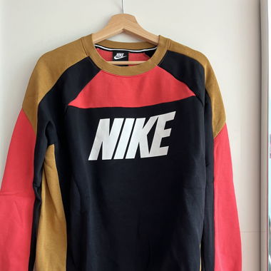 Nike Sweater