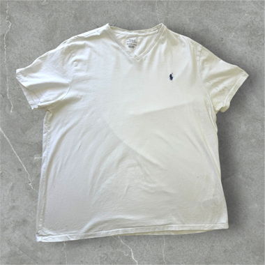 white polo ralph lauren T-shirt col en V
