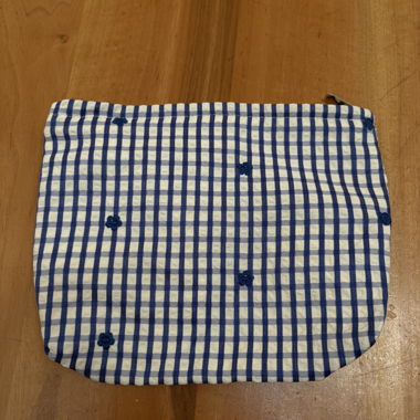 Astuccio a quadri con zip