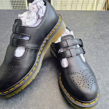Chaussures Mary Jane Virginia Dr. Martens en cuir noir