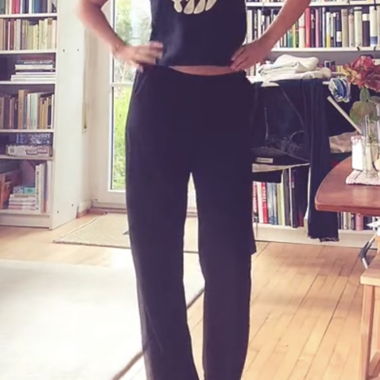 Black trousers in fine fabric
