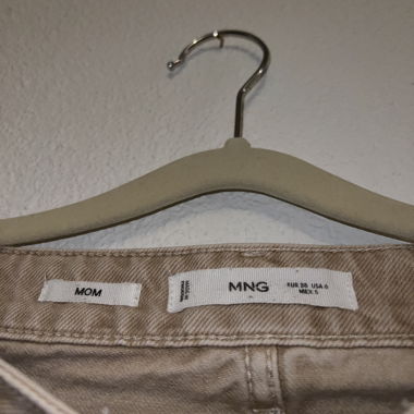 Mom MNG jeans in stone