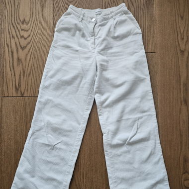 Weisse Hose