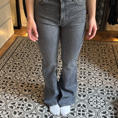 Jeans grigi a vita alta