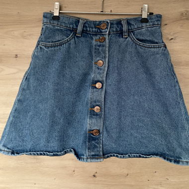 Buttoned Denim Skirt