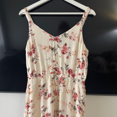 Kleid mit Blumenmuster