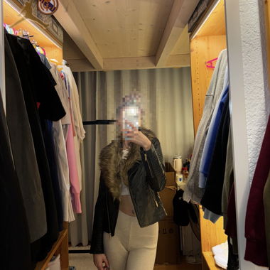 Kunstlederjacke mit Kunstfell 