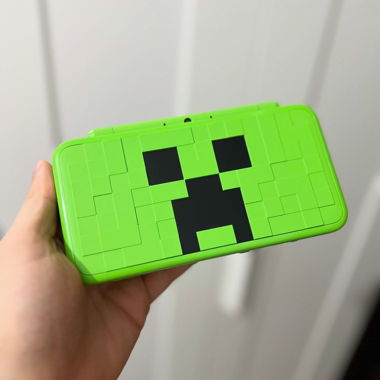 Nintendo 2DS Minecraft
