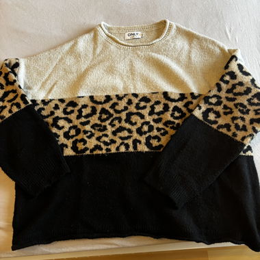 Pull à motif léopard ONLY beige/noir M