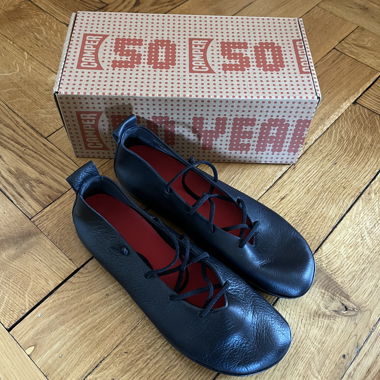 Ballerine Camper nere taglia 38