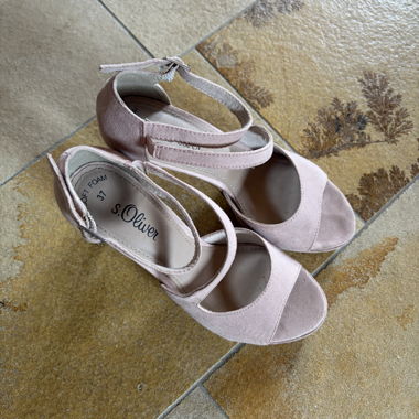 s.Oliver rosa High Heels