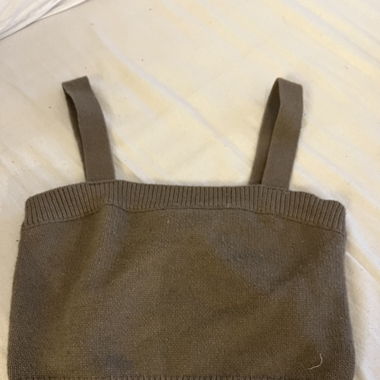 kaki top