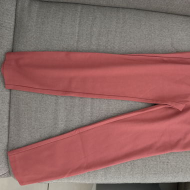 Pantalon extensible couleur saumon foncé