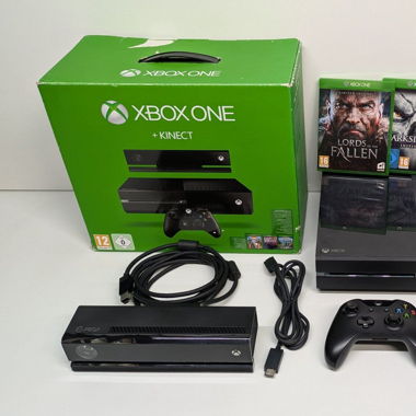Xbox One mit Controller, Kinect und Games in OVP